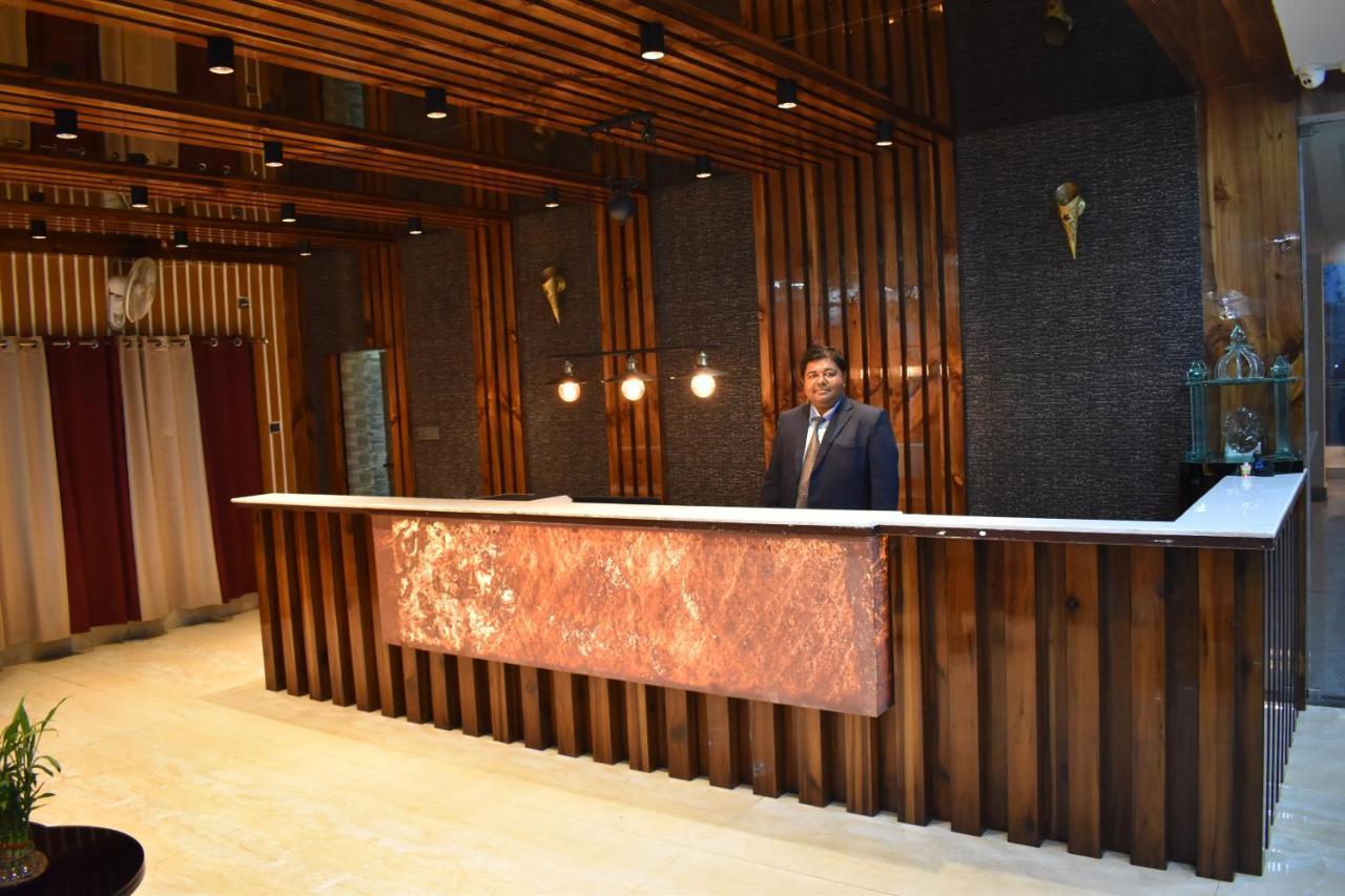 Hotel Sapphire Tinsukia Dış mekan fotoğraf